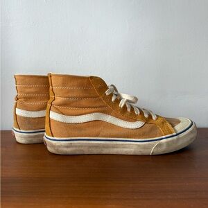 Vans Off the Wall Sk8 Hi